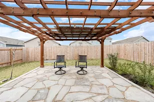 517 Texas Angel Wy, Jarrell, TX 76537 - Photo 28