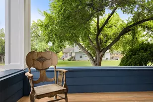 501 Branch St, Taylor, TX 76574 - Photo 2