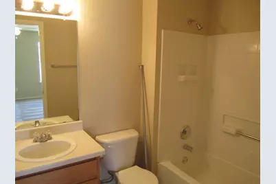 13124 Maidenhair Trail, Elgin, TX 78621 - Photo 10