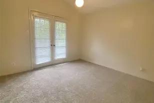 2216 San Gabriel St, Austin, TX 78705 - Photo 20