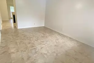 2216 San Gabriel St, Austin, TX 78705 - Photo 2