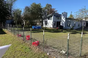 508 N Boundary St, Burnet, TX 78611 - Photo 2