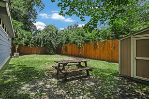 5815 Duval St, Austin, TX 78752 - Photo 24
