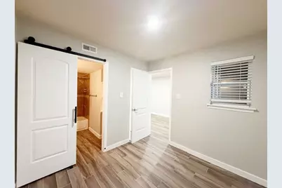 2020 S Congress Avenue #1106, Austin, TX 78704 - Photo 2