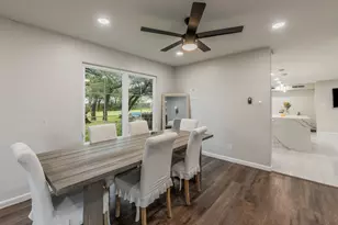 411 Carriage Oaks Dr, Liberty Hill, TX 78642 - Photo 6