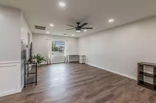 411 Carriage Oaks Dr, Liberty Hill, TX 78642 - Photo 12