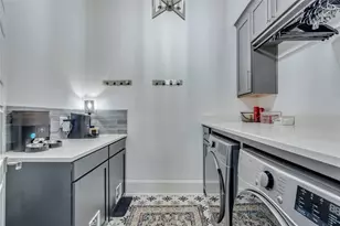 109 Bisset Ct, Austin, TX 78738 - Photo 32