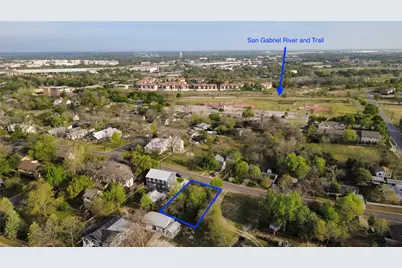 406 E 4th Street, Georgetown, TX 78626 - Photo 6