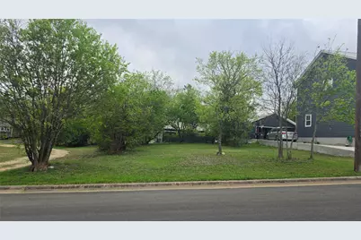 406 E 4th Street, Georgetown, TX 78626 - Photo 1