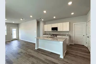 240 Firefox Way, Jarrell, TX 76537 - Photo 4