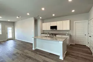240 Firefox Wy, Jarrell, TX 76537 - Photo 4