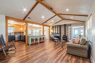 22303 Honeycomb Ln, Leander, TX 78641 - Photo 4