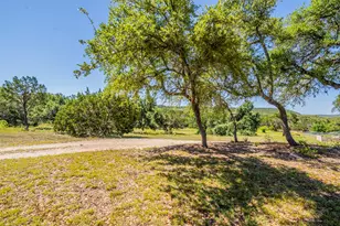22303 Honeycomb Ln, Leander, TX 78641 - Photo 32
