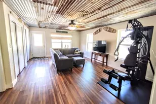 22303 Honeycomb Ln, Leander, TX 78641 - Photo 4