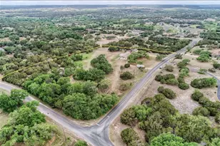 22303 Honeycomb Ln, Leander, TX 78641 - Photo 34