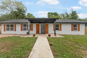 904 Westview Cir, Caldwell, TX 77836 - Photo 1