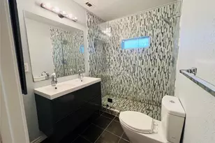 2409 Santa Rosa St, Austin, TX 78702 - Photo 12