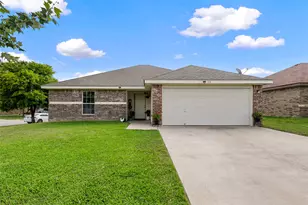 144 Calcite Ln, Jarrell, TX 76537 - Photo 2