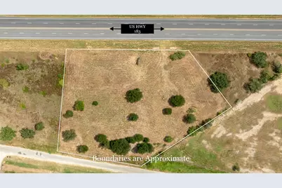 2063 N Magnolia Avenue, Luling, TX 78648 - Photo 1