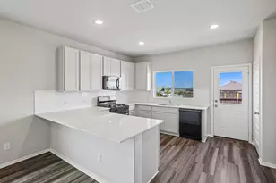 5600 San Pietro Dr, Austin, TX 78747 - Photo 4
