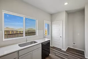 5600 San Pietro Dr, Austin, TX 78747 - Photo 6