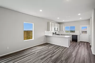 5600 San Pietro Drive, Austin, TX 78747 - Photo 8