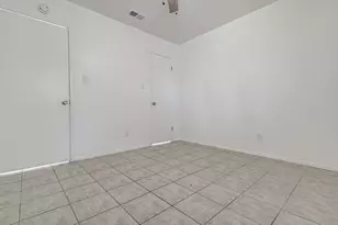 805 Sirocco Dr, Austin, TX 78745 - Photo 10