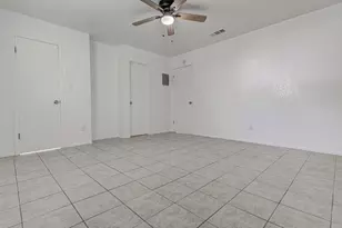805 Sirocco Dr, Austin, TX 78745 - Photo 14