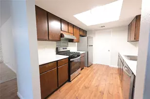 107 Cloudview Dr, Austin, TX 78745 - Photo 4