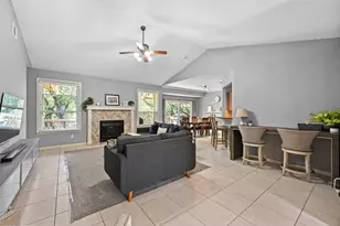 12047 Lincolnshire Dr, Austin, TX 78758 - Photo 6