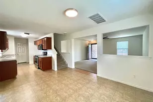 13325 High Sierra St, Manor, TX 78653 - Photo 4