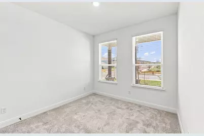 304 Daniels Dusty Trail, Georgetown, TX 78626 - Photo 6