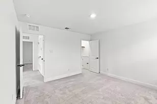 304 Daniels Dusty Trl, Georgetown, TX 78626 - Photo 10