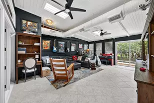 5 Leafdale Point, The Hills, TX 78738 - Photo 8