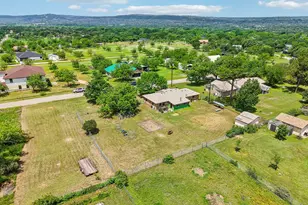115 Mountain View Dr, Burnet, TX 78611 - Photo 36
