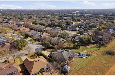 7719 Kiva Drive, Austin, TX 78749 - Photo 38