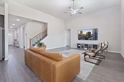 571 Sue Peaks Loop, Dripping Springs, TX 78620 - Photo 4