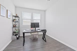 571 Sue Peaks Loop, Dripping Springs, TX 78620 - Photo 10