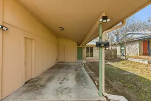 2903 Lovell Dr, Austin, TX 78723 - Photo 10