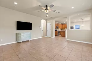 1001 Hondo Ln, Hutto, TX 78634 - Photo 2