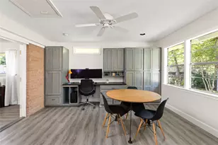 8800 Parkfield Dr, Austin, TX 78758 - Photo 22