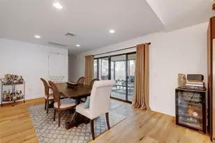 1907 E 14th St, Austin, TX 78702 - Photo 18