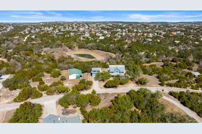 10512 Lake Park Drive, Dripping Springs, TX 78620 - Photo 4