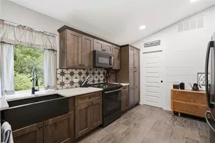 18406 Roundrock Rd, Jonestown, TX 78645 - Photo 24