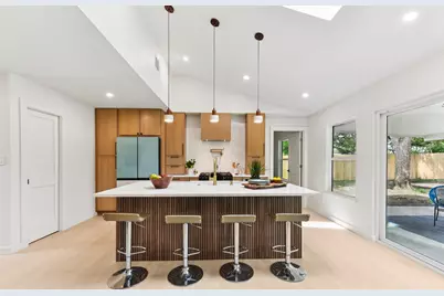 7503 Carriage Drive, Austin, TX 78752 - Photo 6