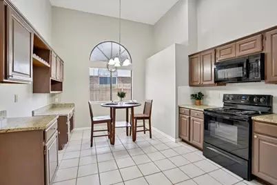 305 Hornbean Lane, Cibolo, TX 78108 - Photo 4