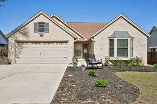 305 Hornbean Ln, Cibolo, TX 78108 - Photo 12