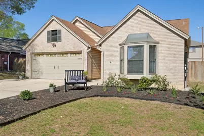 305 Hornbean Lane, Cibolo, TX 78108 - Photo 1