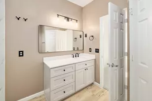 7708 San Felipe Blvd, Austin, TX 78729 - Photo 22
