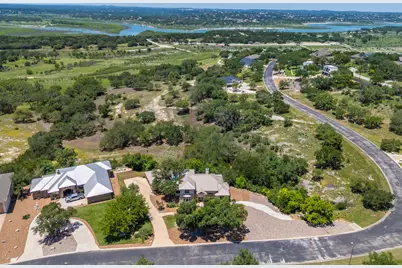 1121 Kings Cove Drive, Canyon Lake, TX 78133 - Photo 38